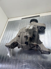 Load image into Gallery viewer, Carrier Assembly  GRAND CHEROKEE 2014 - NW480965
