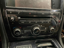 Load image into Gallery viewer, RADIO AM FM CD Jaguar Vanden Pl XJ XJL XJR 2010 10 2011 11 - NW482289
