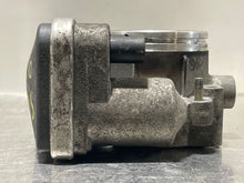 Load image into Gallery viewer, THROTTLE BODY BMW 320I 325I 525I X3 Z3 Z4 01 02 03 - 06 - NW482353
