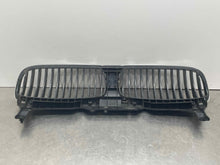Load image into Gallery viewer, GRILLE BMW 760i 745i 2002 02 2003 03 2004 04 2005 05 Upper - NW482669
