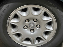 Load image into Gallery viewer, WHEEL Jaguar Xj8 98 99 16" Alloy 10 Triangle Slots - NW483358
