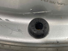 Load image into Gallery viewer, WHEEL Jaguar Xj8 98 99 16" Alloy 10 Triangle Slots - NW483358
