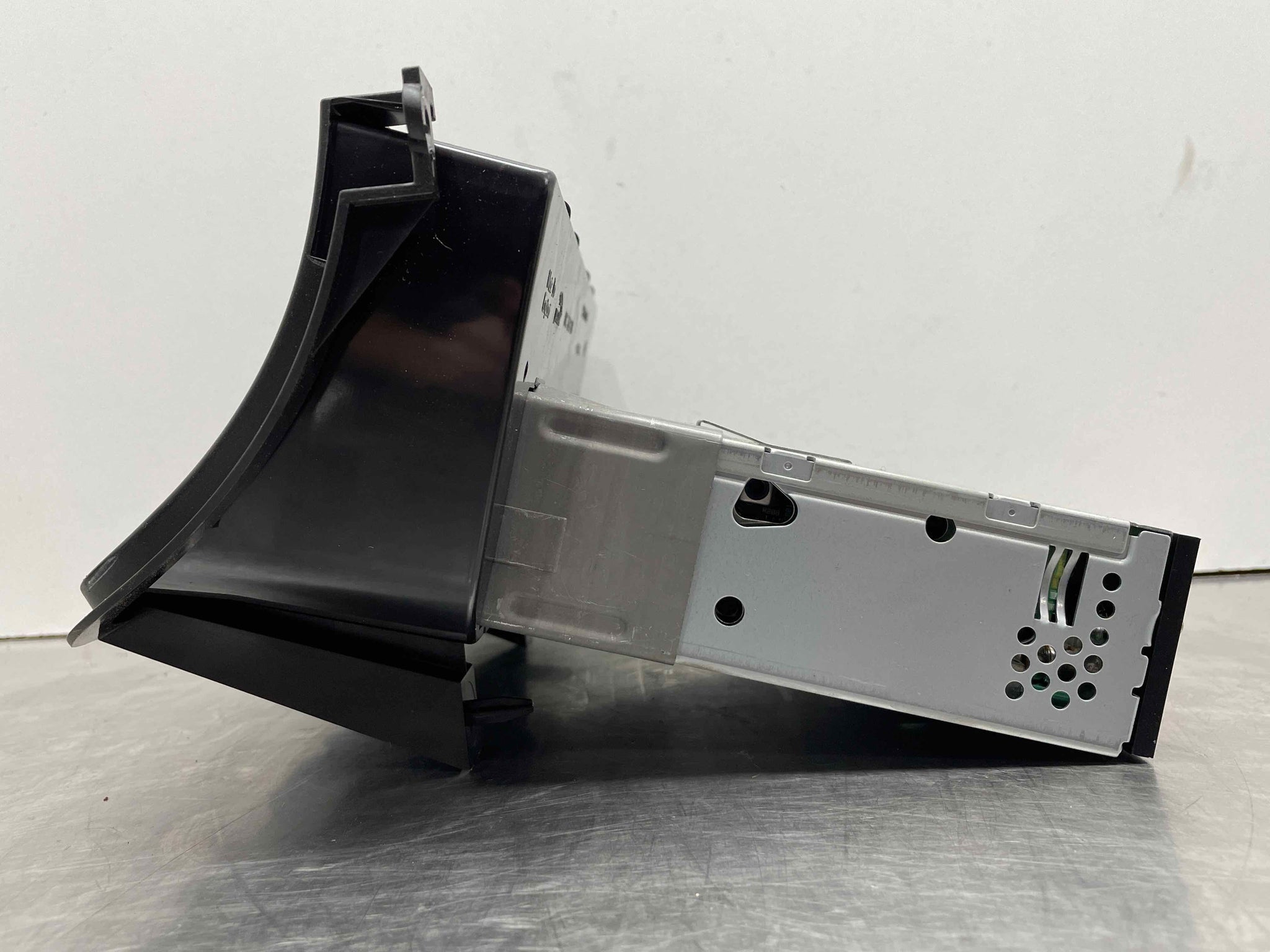 RADIO JAGUAR XJ8 1998 98 1999 99 AM FM CASSETTE - NW483244 – Tom's