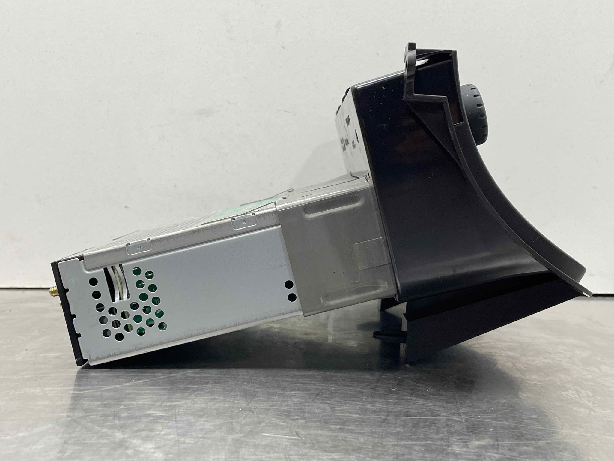 RADIOジャック Jeep Grand Cherokee WJ 02 2002 AM FM Radio Cassette Player