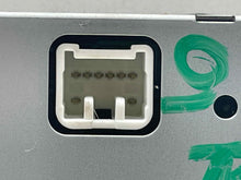 Load image into Gallery viewer, Display Screen Lexus RX300 1999 99 2000 00 - NW483670
