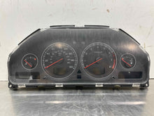 Load image into Gallery viewer, SPEEDOMETER CLUSTER Volvo S60 S80 V70 05 06 07 08 - NW483795
