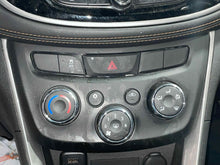 Load image into Gallery viewer, Temperature Controls Chevrolet TRAX 2017 - NW483653
