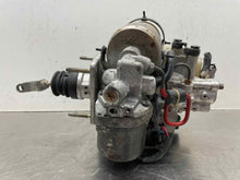 Load image into Gallery viewer, ABS PUMP Lexus GS430 GS300 GS400 1998 98 1999 99 2000 00 01 02 03 04 05 - NW483939
