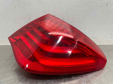 Load image into Gallery viewer, OUTER TAIL LIGHT LAMP 740i 740il 750 HYBRID 750i 750il 760li09-12 Right - NW484404
