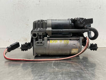 Load image into Gallery viewer, SUSPENSION AIR COMPRESSOR PUMP 535i Gt 550i Gt 740i 740il 750 09-16 - NW483948
