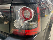 Load image into Gallery viewer, TAIL LIGHT LAMP ASSEMBLY Range Rover Sport 2012 12 2013 13 Right - NW484410
