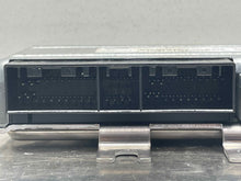 Load image into Gallery viewer, SUSPENSION CONTROL MODULE COMPUTER Range Rover Sport 10-13 - NW484018
