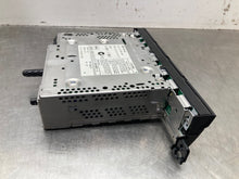Load image into Gallery viewer, RADIO BMW 320i 330i M3 2002 02 03 04 05 06 AM/FM/CD - NW484305
