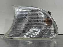 Load image into Gallery viewer, PARKLAMP TURN SIGNAL LIGHT 325ci 325i 330ci 02-06 Fender Mounted Left - NW484140
