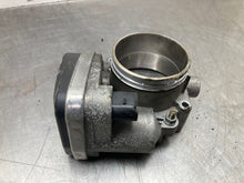 Load image into Gallery viewer, THROTTLE BODY BMW 330I X3 X5 Z3 Z4 2001 02 03 04 05 06 - NW484397
