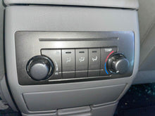 Load image into Gallery viewer, REAR TEMPERATURE CONTROLS Highlander 2011 11 2012 12 2013 13 - NW484775
