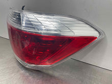Load image into Gallery viewer, TAIL LIGHT LAMP ASSEMBLY Highlander 2011 11 2012 12 2013 13 Right - NW484989
