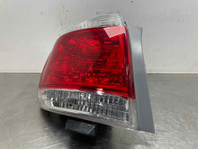 Load image into Gallery viewer, TAIL LIGHT LAMP ASSEMBLY Highlander 2011 11 2012 12 2013 13 Left - NW484990

