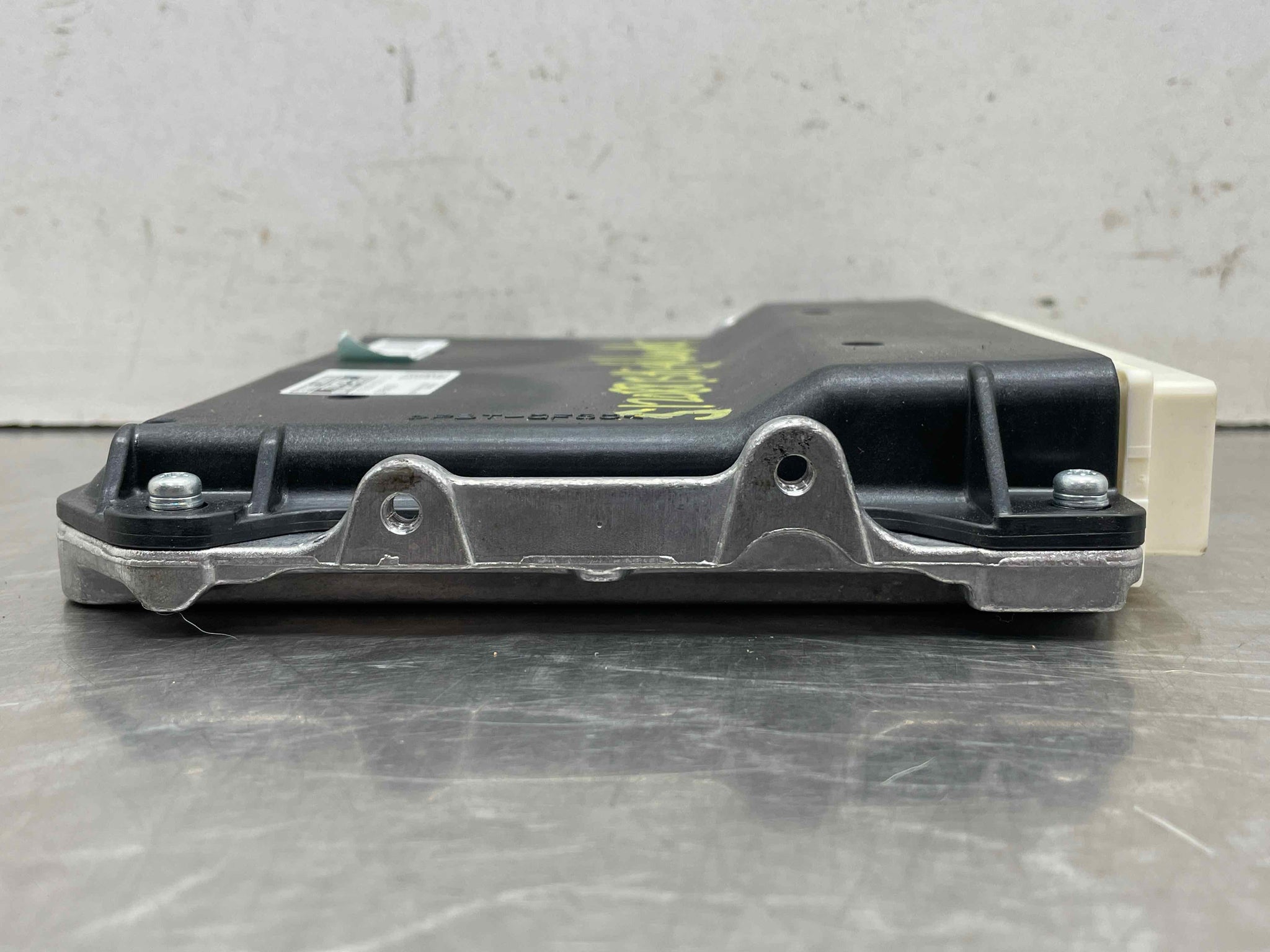 ECU ECM COMPUTER Toyota Highlander 2013 13 - NW484639