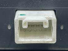 Load image into Gallery viewer, Computer  HIGHLANDER 2013 - NW484577
