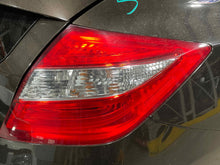 Load image into Gallery viewer, Tail Lamp Light Honda Crosstour 2013 - NW484979
