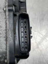 Load image into Gallery viewer, THROTTLE BODY Camry Highlander Rav 4 Avalon 05 06 - 10 - NW484976
