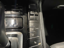 Load image into Gallery viewer, Temperature Controls  PORSCHE CAYENNE 2012 - NW484772
