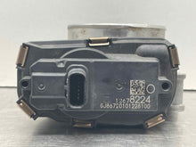 Load image into Gallery viewer, Throttle Body  SUBURBAN 1500 2017 - NW485494
