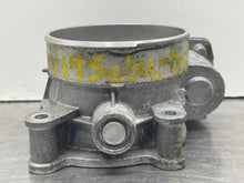 Load image into Gallery viewer, Throttle Body  SUBURBAN 1500 2017 - NW485494
