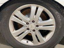 Load image into Gallery viewer, WHEEL RIM R320 R350 R500 R63 07 08 09 18x8 - NW485554
