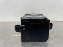 Load image into Gallery viewer, REAR TEMPERATURE CONTROLS ML350 ML500 R320 R350 R500 R63 06-08 - NW485320
