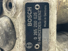 Load image into Gallery viewer, ABS PUMP MERCEDES 190 300D 300E 400E 1986 87 88 89 - 93 - NW485592

