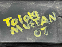 Load image into Gallery viewer, GRILLE Ford Mustang 2005 05 2006 06 2007 07 2008 08 2009 09 - NW486569
