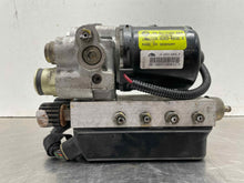 Load image into Gallery viewer, ABS PUMP 318i 325i 328i Z3 1995 95 1996 96 1997 97 - NW486880
