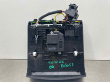 Load image into Gallery viewer, REMOTE CD CHANGER E350 E550 B200 CLS500 CLS55 CLS550 CLS63 E280 03-13 - NW488151
