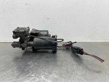 Load image into Gallery viewer, AIR RIDE COMPRESSOR LR3 LR4 Range Rover Sport 2005-2014 - NW487559
