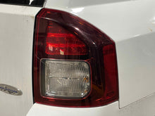 Load image into Gallery viewer, TAIL LIGHT LAMP ASSEMBLY Jeep Compass 14 15 16 17 Right - NW488313
