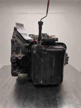 Load image into Gallery viewer, Transmission Kia Rondo 2007 - NW488334
