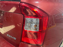 Load image into Gallery viewer, TAIL LIGHT LAMP ASSEMBLY Kia Rondo 07 08 09 10 11 12 Right - NW488319

