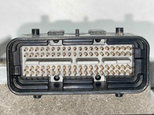 Load image into Gallery viewer, ECU ECM COMPUTER Kia Rondo 2007 07 2.7L California - NW487751
