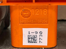 Load image into Gallery viewer, AIR BAG CONTROL MODULE COMPUTER Kia Rondo 07 08 09 10 11 12 - NW487642
