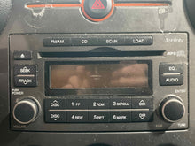 Load image into Gallery viewer, Radio Kia Rondo 2007 - NW488150
