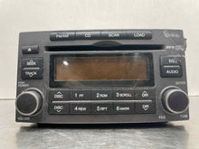 Load image into Gallery viewer, Radio Kia Rondo 2007 - NW488150
