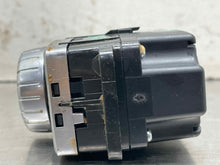 Load image into Gallery viewer, RADIO CONTROLS Dodge B250 Mercedes-Benz GLA250 GLA45 2014 14 2015 15 - NW488154
