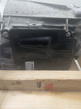 Load image into Gallery viewer, TRANSMISSION Mercedes-Benz E350 E550 E63 2011 11 2012 12 AWD - NW488831
