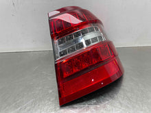 Load image into Gallery viewer, OUTER TAIL LIGHT LAMP E300 E350 E400 E550 E63 11 12 13 Right - NW488824
