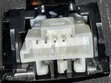 Load image into Gallery viewer, OUTER TAIL LIGHT LAMP E300 E350 E400 E550 E63 11 12 13 Right - NW488824
