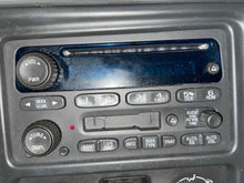 Load image into Gallery viewer, RADIO Rainier Escalade Escalade ESV Escalade Avalanche 03-05  AM FM CD - NW488755
