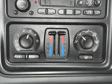 Load image into Gallery viewer, REAR TEMPERATURE CONTROLS Avalanche 1500 Avalanche 2500 Silverado 03-04 - NW488671
