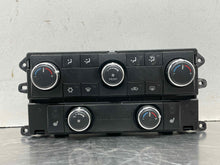 Load image into Gallery viewer, AC HEATER TEMP CONTROL Volkswagen Routan 2009 09 2010 10 2011 Front Manual - NW488675
